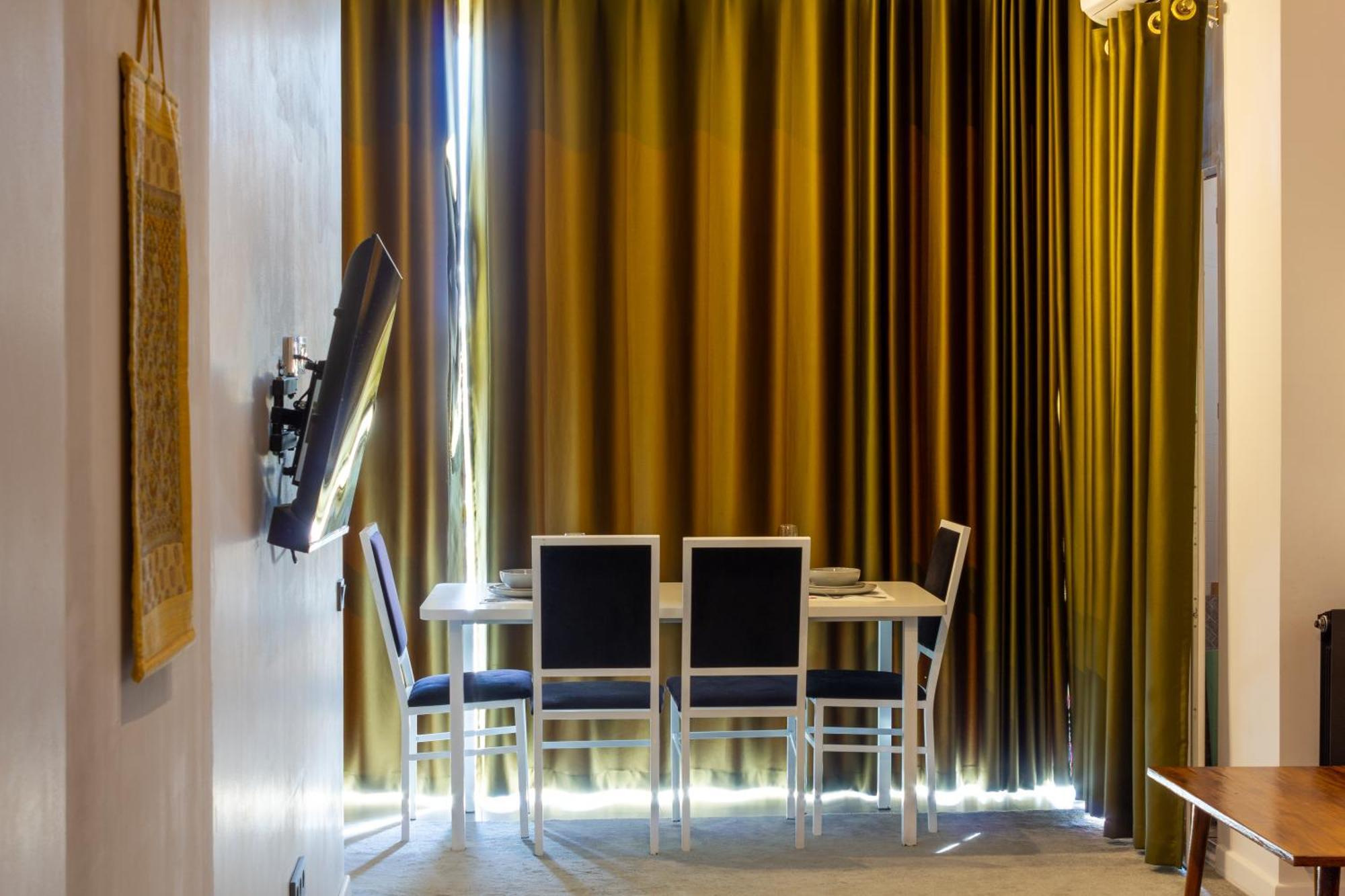 9Th And 6Th Floor Stylish Apartments With Mountainvista Bishkek Exterior foto