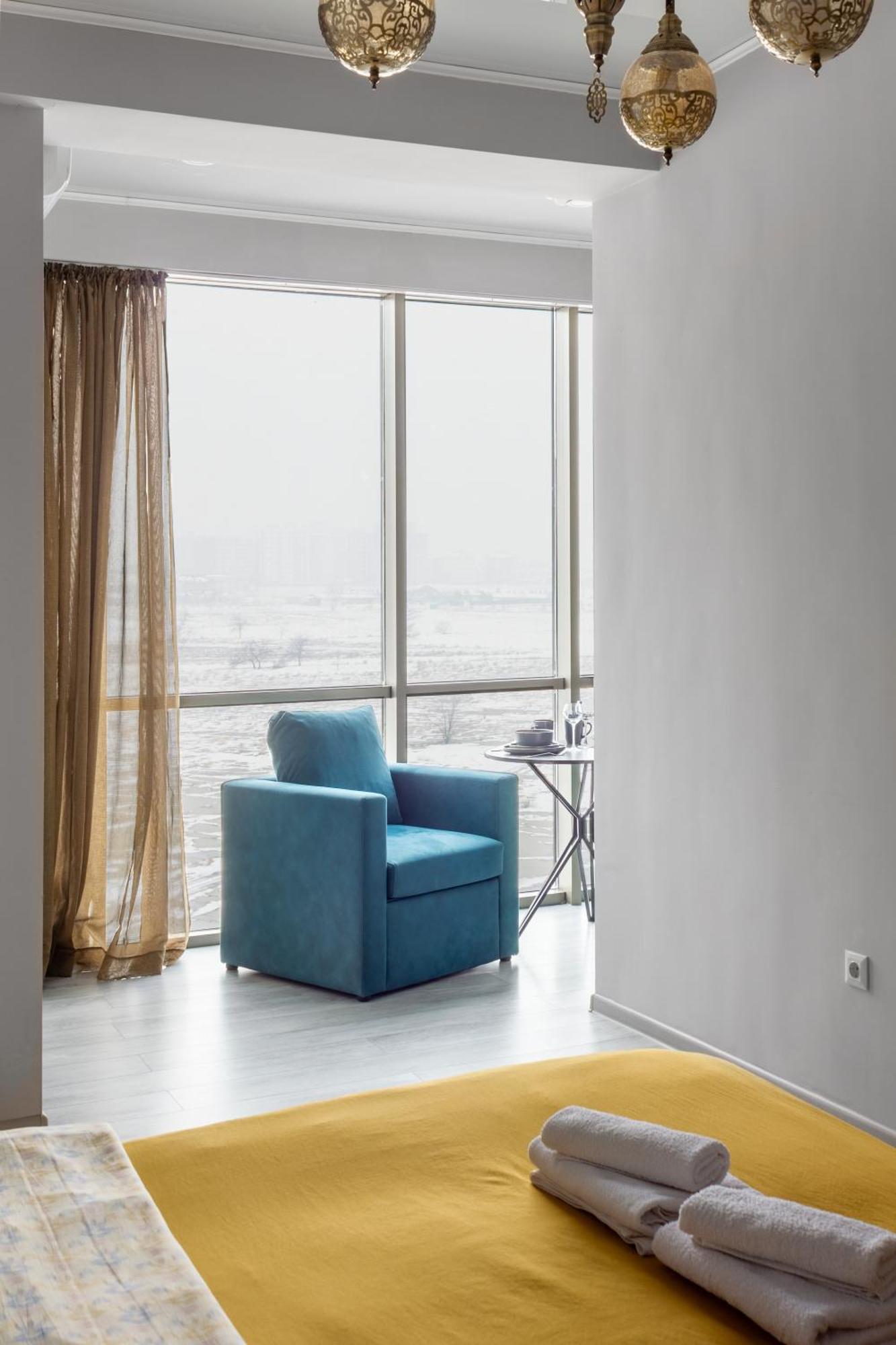 9Th And 6Th Floor Stylish Apartments With Mountainvista Bishkek Exterior foto